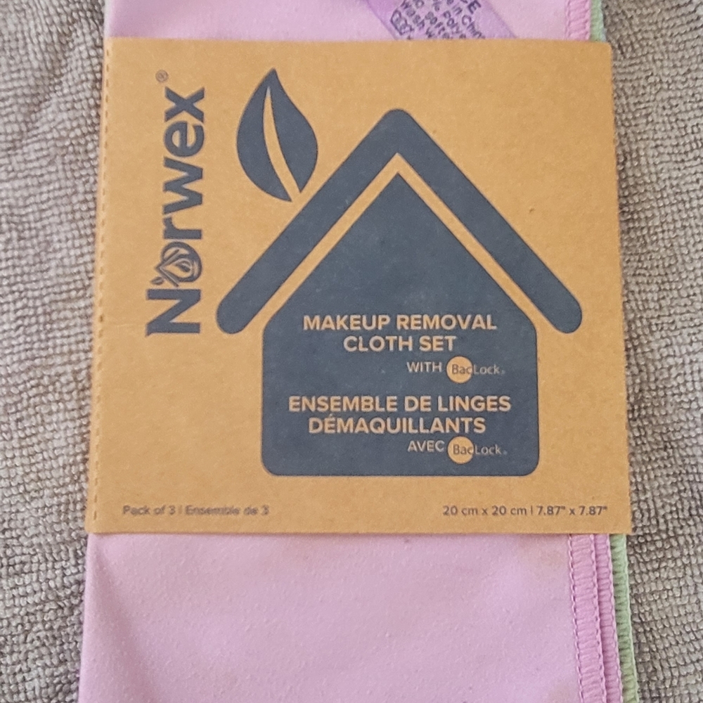 Makeup removal cloth